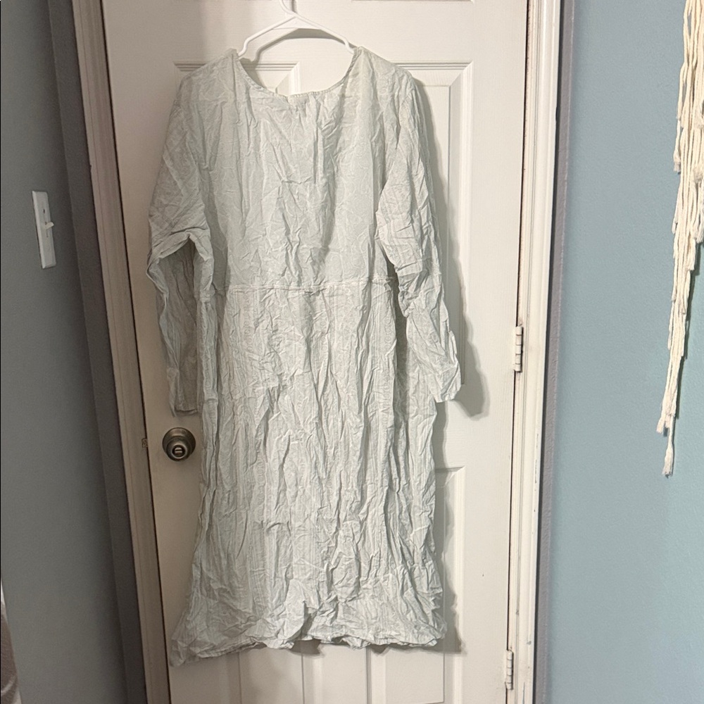 Cherokee Sage Green Cotton Tee with V-Neck Label - Picture 3 of 3